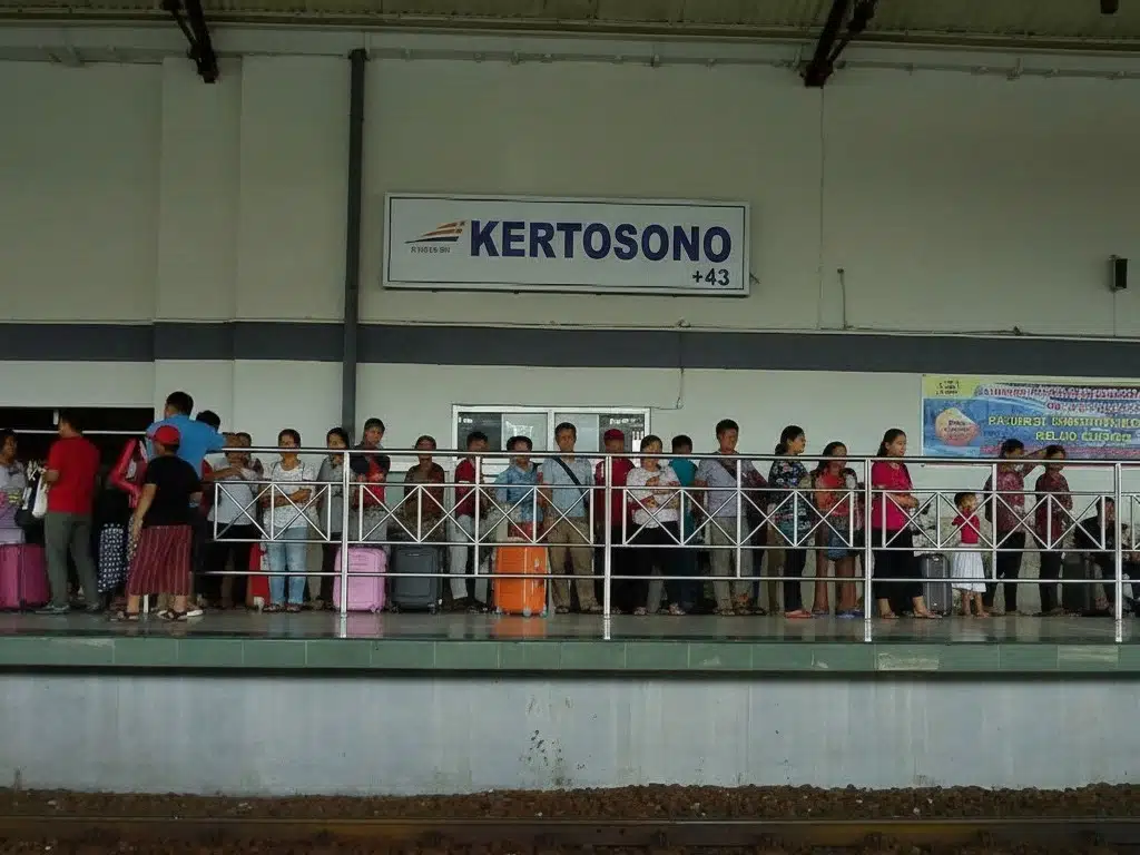 stasiun kertosono